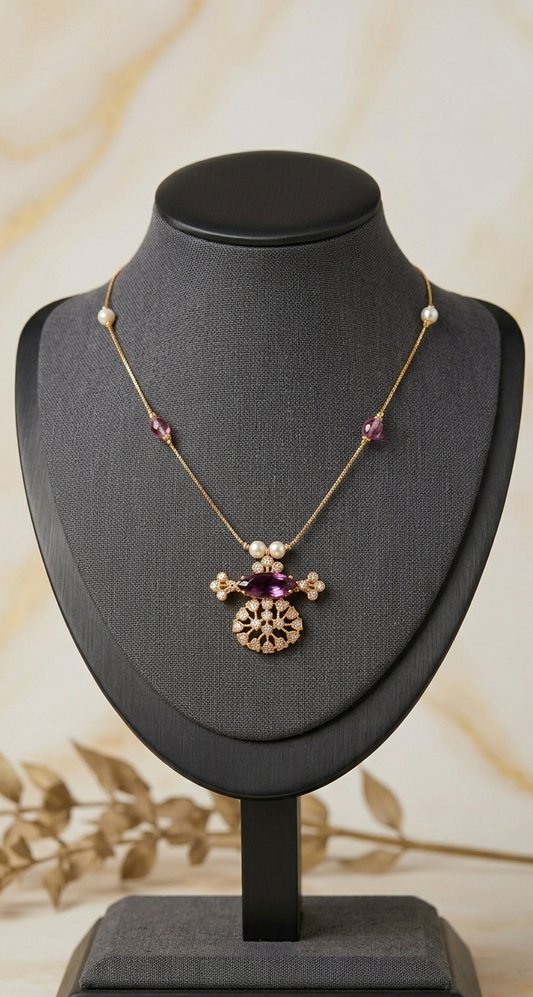 Lattice Pendant Necklace