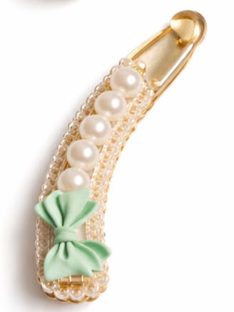Pearl Bow Snap Clip