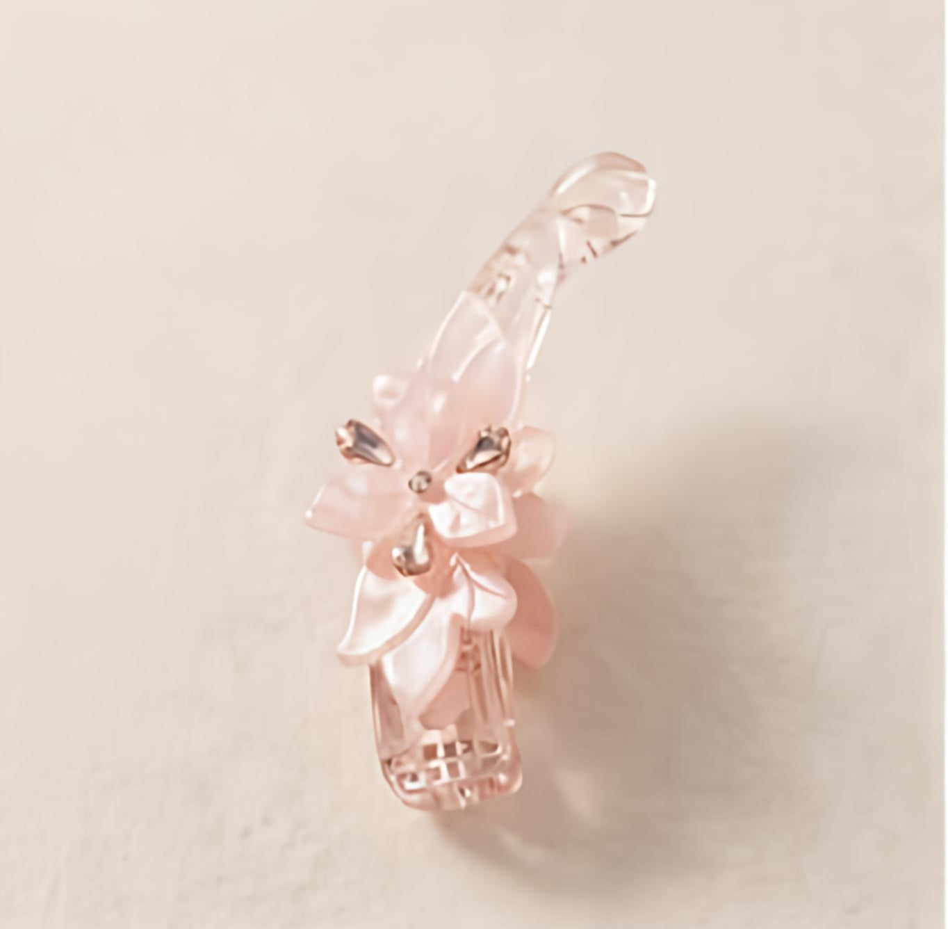 Floral Petal Banana Clip