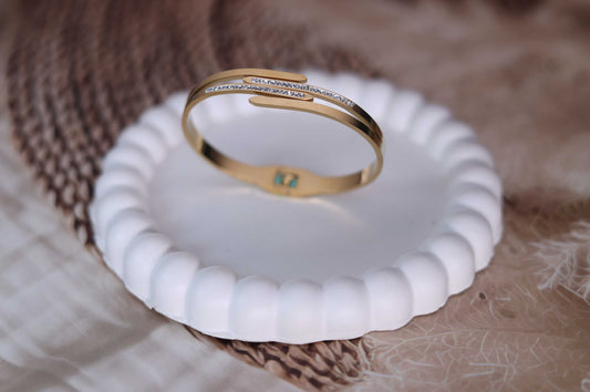 Helix Pavé Bracelet