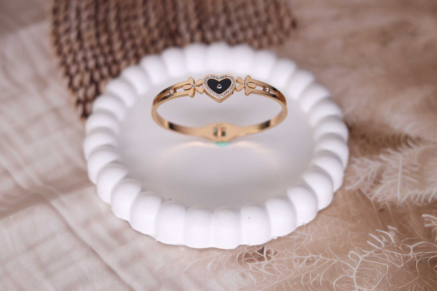 Golden Onyx Heart Bracelet