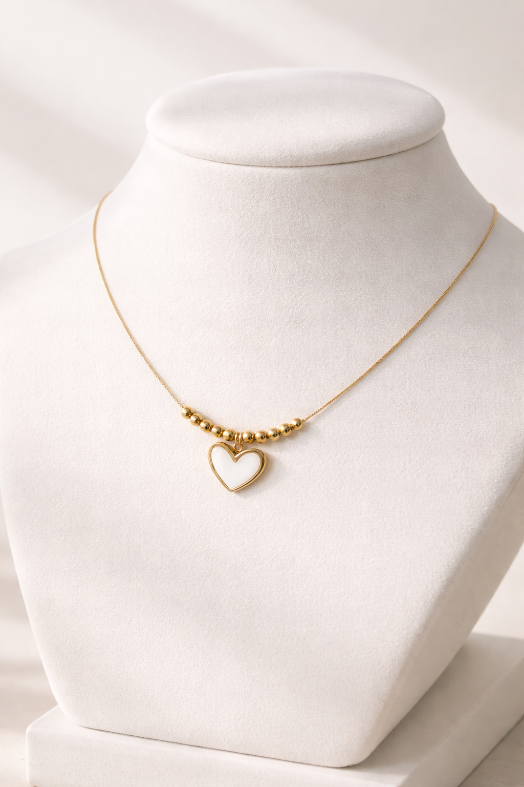 Elegant Gold Heart Pendant Necklace