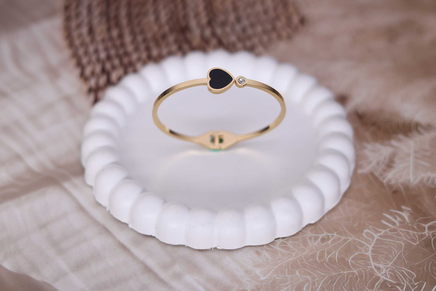Golden Black Heart Bracelet