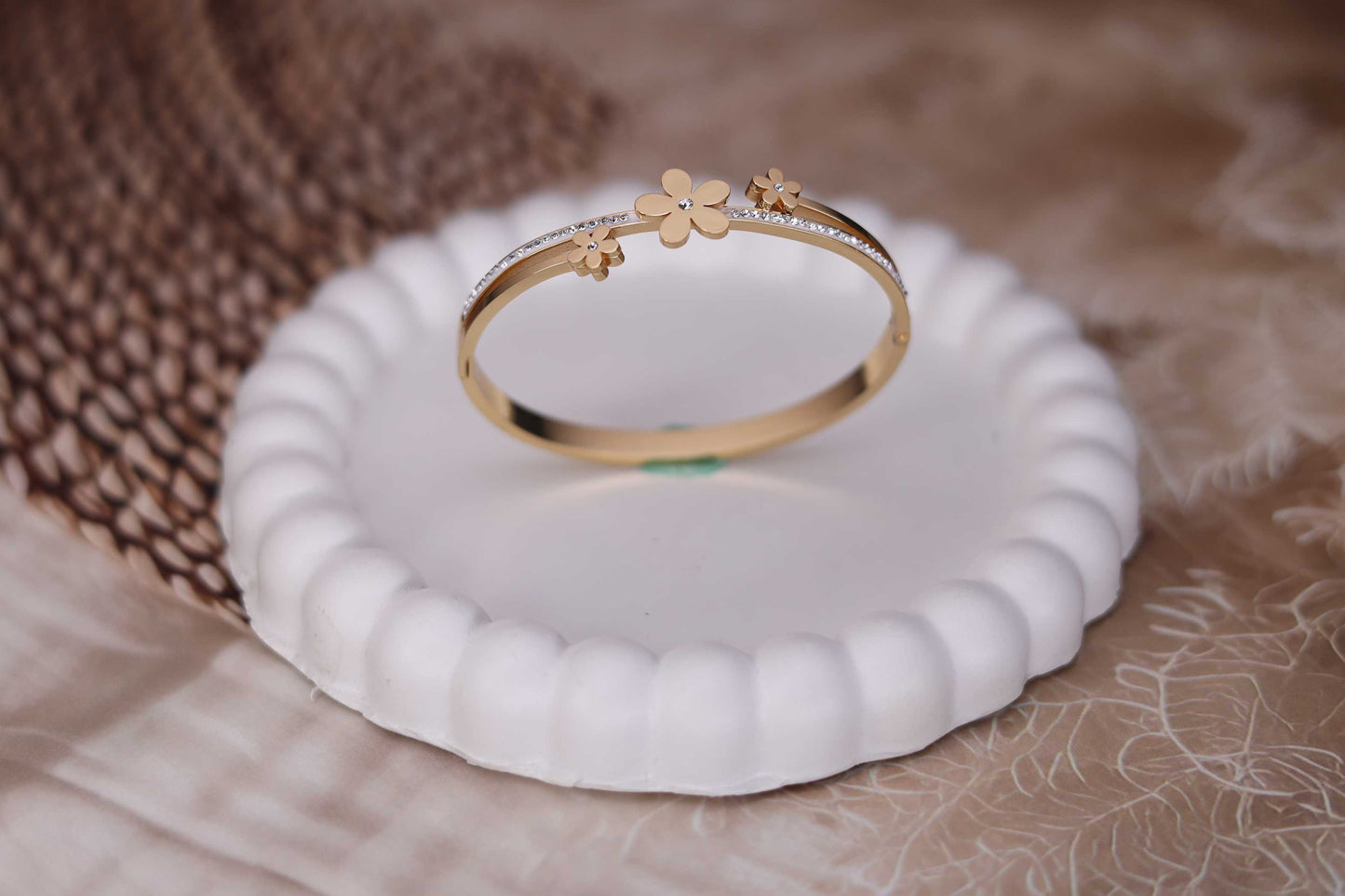 Golden Flower Silver Stone Bracelet