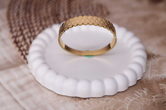 Golden Hearts Bracelet