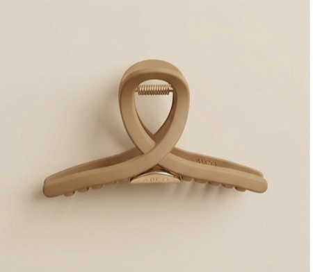 Twist Matte Claw Clip